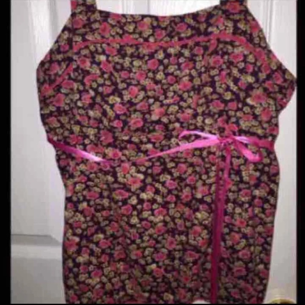 Motherhood Maternity floral tank.